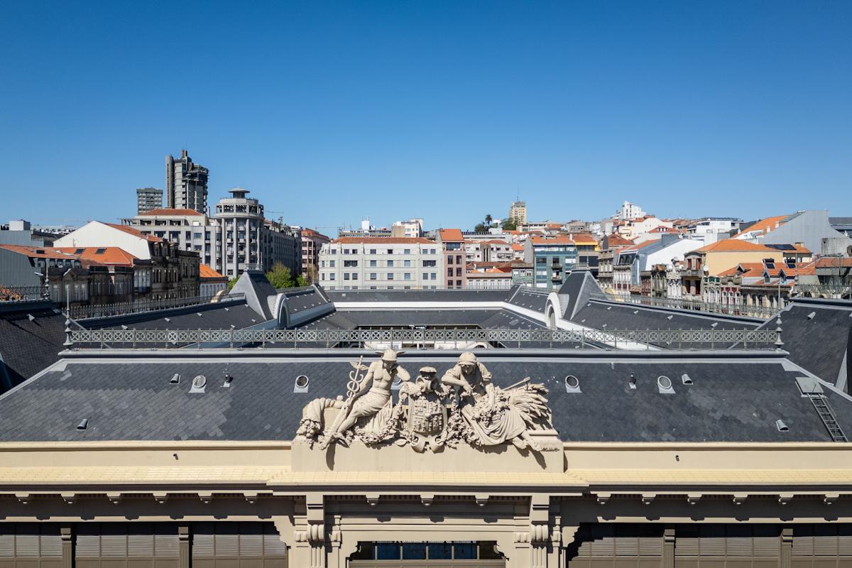 Mercado do Bolhão acolhe piano itinerante durante os próximos meses – e todos podem tocar